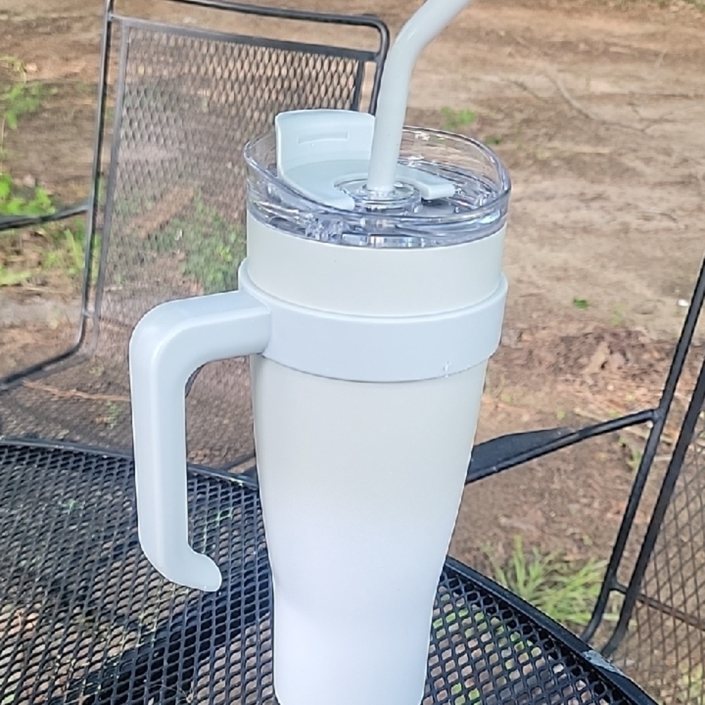 Light Gray Insulated Tumbler with Handle and Straw
